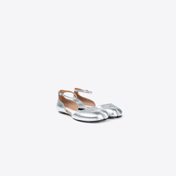 メゾンマルジェラ 足袋フラット 偽物 SILVER TABI BALLET FLATS
