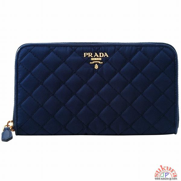 プラダ メタルロゴ入りラウンドファスナーキルティング長財布 1M0506