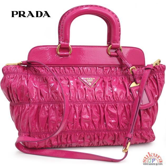 PRADAコピー 2WAYバッグ　ピンク　パテントハンドバッグ　シャーリング