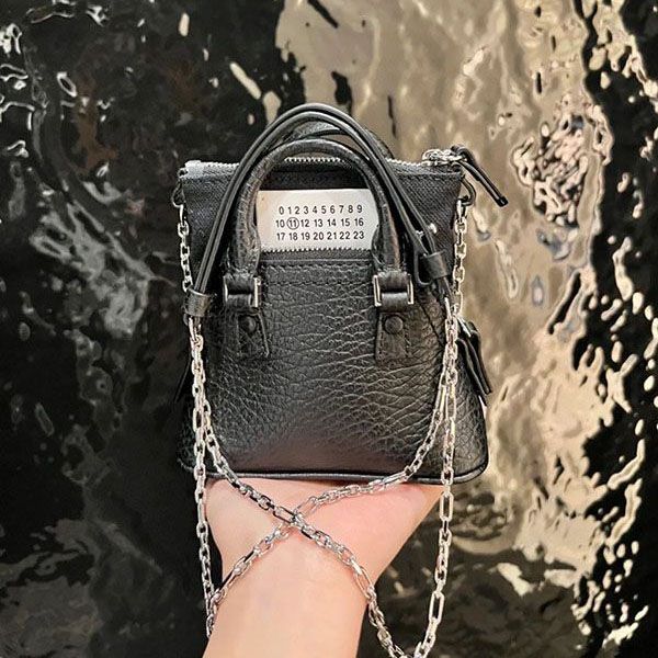 メゾンマルジェラ 偽物 MM6 トートバッグ 5AC ミニ ベビー Leather Baby bag
