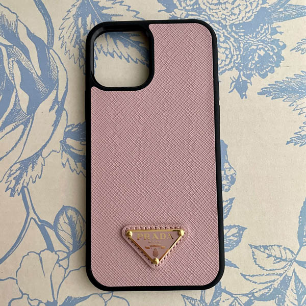 プラダ iPhone12ケース コピー【PRADA】NEWロゴ付きiPhone12/12Pro/ ケース 1ZH133