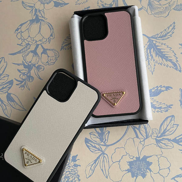 プラダ iPhone12ケース コピー【PRADA】NEWロゴ付きiPhone12/12Pro/ ケース 1ZH133