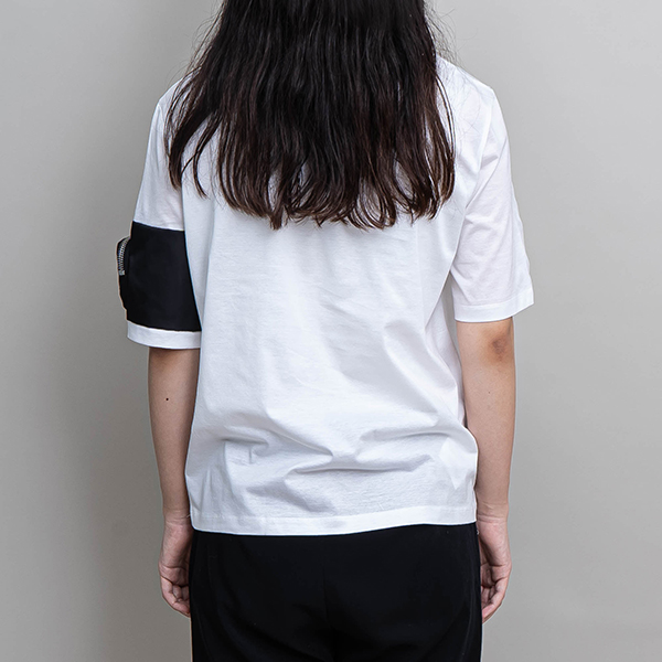 プラダ トライアングルロゴポーチ Tシャツ スーパーコピーコットン【追跡付】