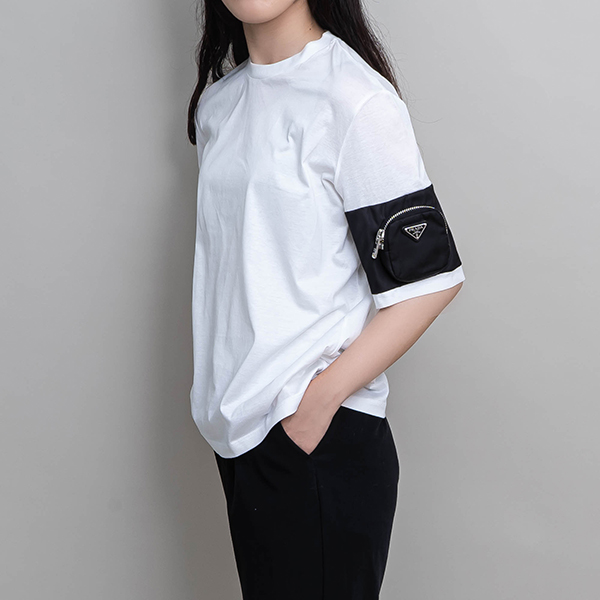プラダ トライアングルロゴポーチ Tシャツ スーパーコピーコットン【追跡付】