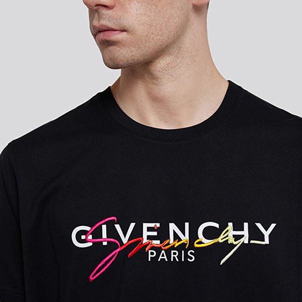 ジバンシィ Tシャツ 偽物 グラデーションロゴ Tシャツ