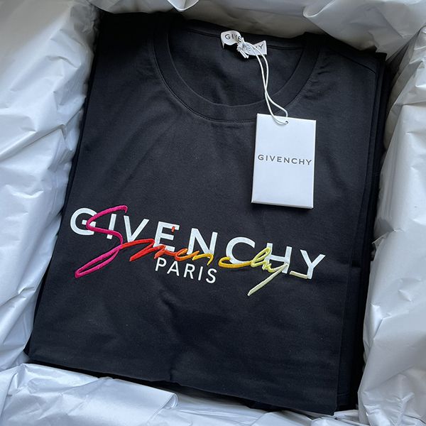 ジバンシィ Tシャツ 偽物 グラデーションロゴ Tシャツ