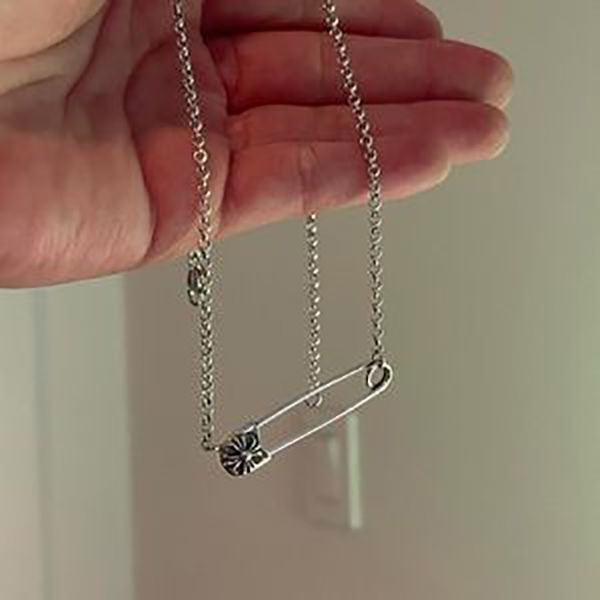 早い者勝ちクロムハーツ★Safety Pin ネックレスチェーン コピー