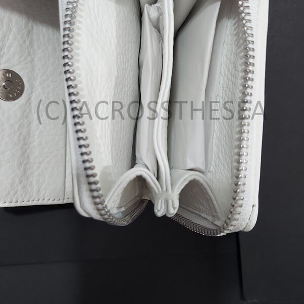 クロムハーツ スーパーコピー スクウェアジップ ウォレット 財布 Chromehearts53 超人気