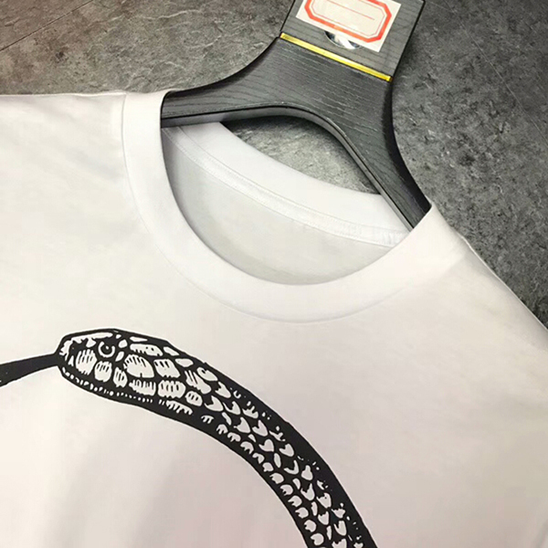 ​グッチ Tシャツ スーパーコピー 2021SS新作！Snake LOGO Tシャツ 白