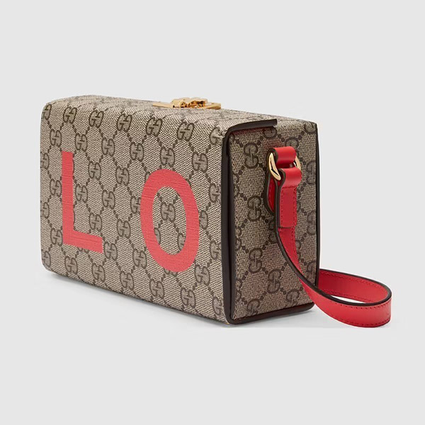 グッチ コピーバレンタイン LOVE ミニバッグ プレゼント 677610UKEAV 8739完売店続出 