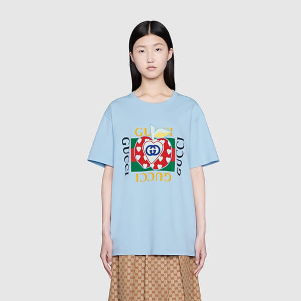 グッチ ブランドコピー tシャツ グッチ レポム 偽物 レディース アップル＆ハート レポム トップス 林檎 ハート ロゴ 男女 プレタ 615044 XJDOH 7989 2021-22 AW