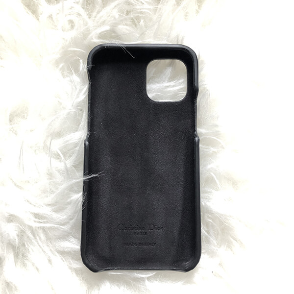 ディオール スマホケース 偽物【入手困難】Lady ディオール iPhone 12 / 13 Pro用 スマホケース