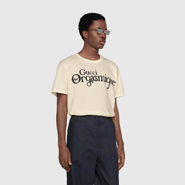 累積売上総額第１位【グッチ Tシャツ 偽物★21春夏】ORGASMIQUE T-SHIRT