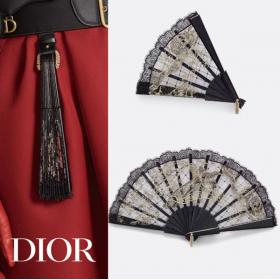 ディオール JARDIN D\'HIVER FAN チュール 扇子 偽物