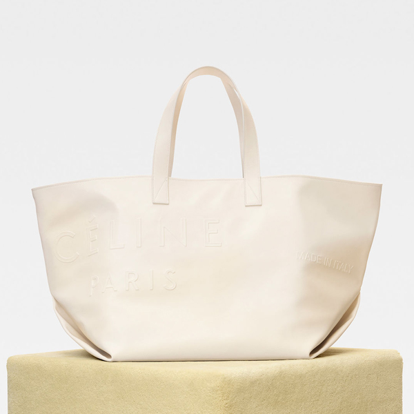 セリーヌ メイドイントート スーパーコピー 数量限定版 カーフスキン ミディアム エンボス WHITE 186093B3F.01BC