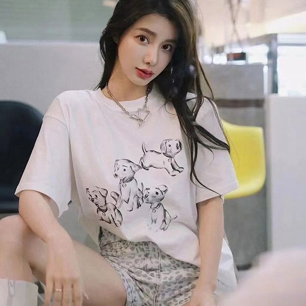 お洒落にセリーヌ Tシャツ 激安 クルーネック エイミードリアン 2X944671Q