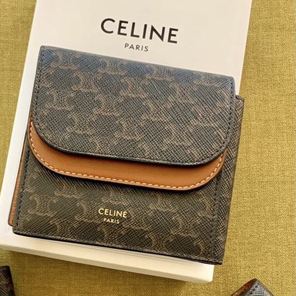 【セリーヌ 財布 偽物】Double Flap Origami Wallet トリオンフキャンバス