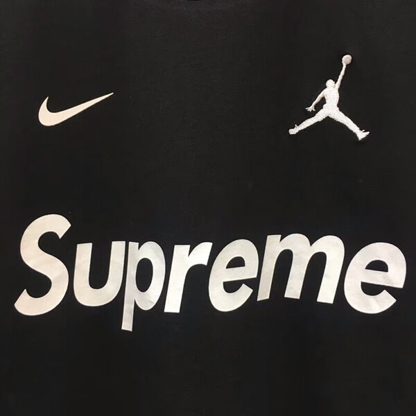 2021SS シュプリームスーパーコピー シュプリーム * ナイキ * Jordan Tee Tシャツ 黒