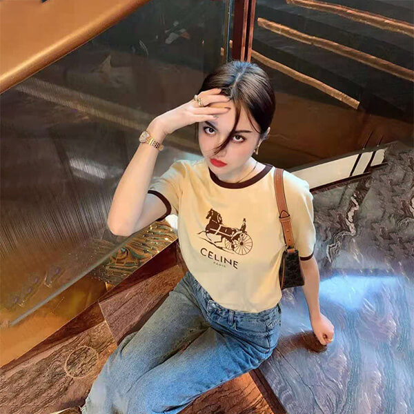 セリーヌ Tシャツ パロディ 大人の色味◇SULKY◇2X575485F.07BQ