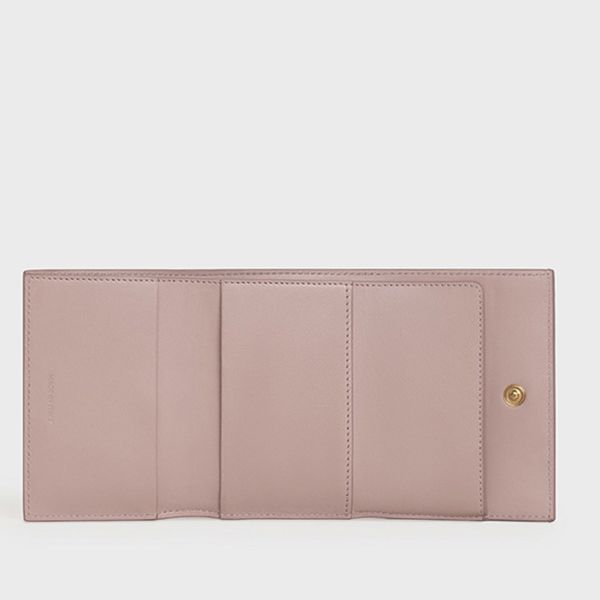 セリーヌ 財布 偽物 折りたたみコンパクト財布 グレインドカーフスキン 10E603BEL.25VP