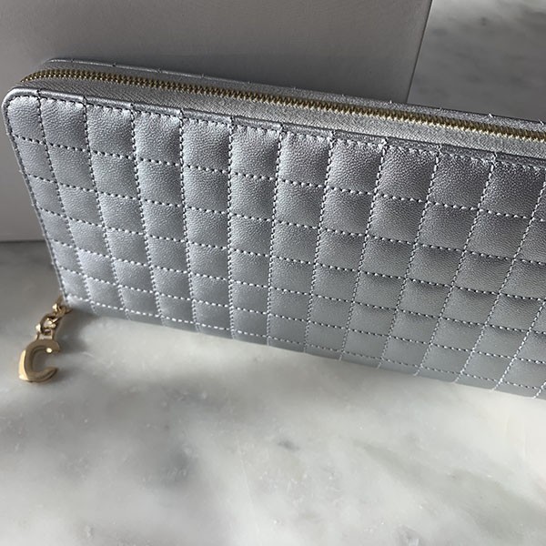 ★セリーヌ★Cチャーム ジップアラウンド長財布 コピー★キルト