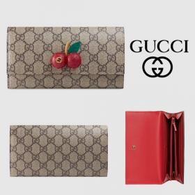 グッチさくらんぼ 財布 偽物 2021新作限定 グッチ いちご 財布 スーパーコピー チェリー付き☆GGスプリーム*コンチネンタルウォレット 476055 K9GXT