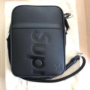 ルイヴィトン シュプリーム  スーパーコピー エピ ダヌーブPM M53431 ショルダーバッグ 斜め掛けバッグ ブラック