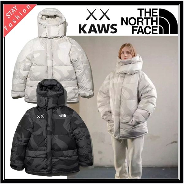 カウズ ノースフェイス 偽物 THE NORTH FACE ×KAWS コラボ☆ RETRO 1994 HIMALAYAN パーカー