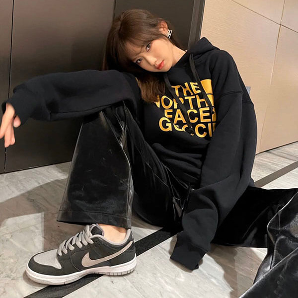 グッチ ノースフェイス パーカー コピー グッチ x NORTH FACEコラボパーカー