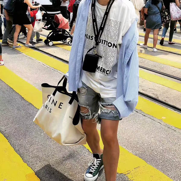 ​新作 セリーヌ トートバッグ スーパーコピー TEXTILE 男性にもぴったり。