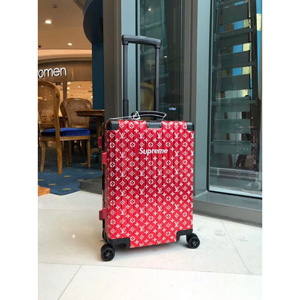  × シュプリーム × RIMOWA リモワスーパーコピー トパーズ 4輪 33L マルチ レッド IATA シルバー 8071209