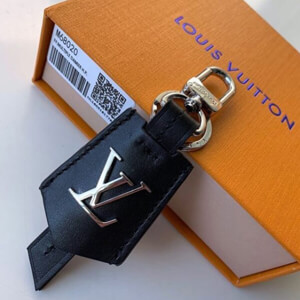 ヴィトン キーホルダー コピー【関税なし】キーホルダーLV クロッシュ クレM68020
