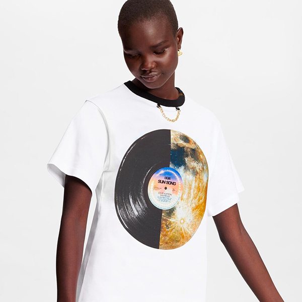 ルイヴィトン Tシャツ パロディ SUN SONG T-SHIRT ホワイト 1A98TB