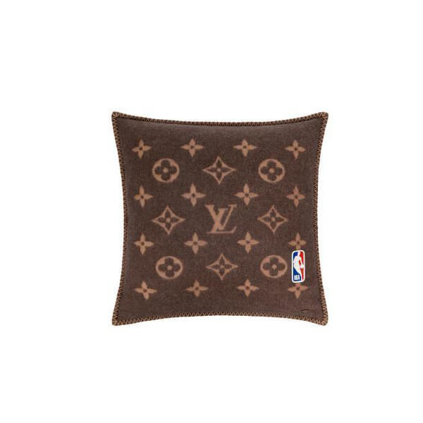 【ルイヴィトン クッション 偽物】秋物新作 2021 LETTERS CUSHION クッション