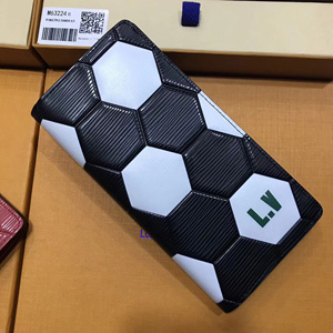 ルイヴィトンスーパーコピー FIFA W杯 限定 ポルトフォイユブラザ すぐ届く M63294
