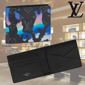 ルイヴィトン ポルトフォイユミュルティプル財布 偽物 M81750