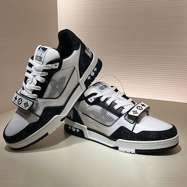 ​ルイヴィトン ロゴロースニーカー コピー シューズ 靴 1A9ZAY