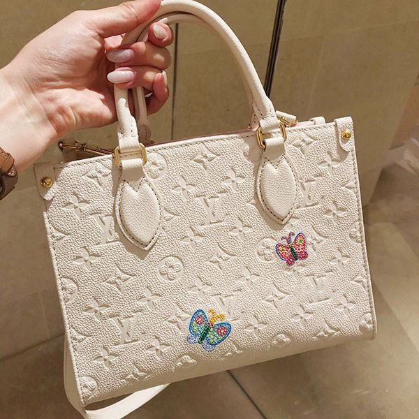完売前に新作を先取り！◆草間彌生ルイヴィトン LV × YK オンザゴー PM 偽物 トートバッグ M21732