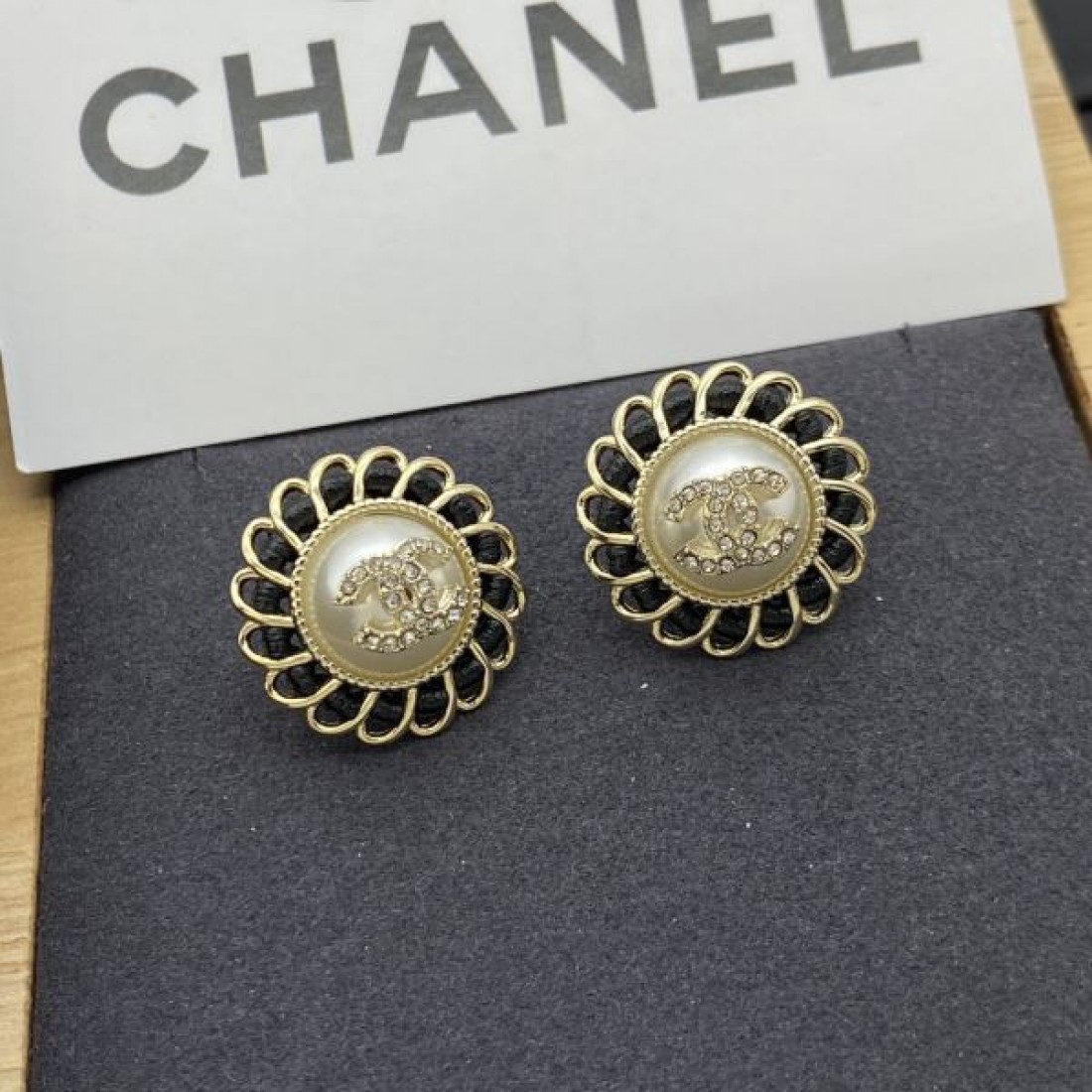 CHANEL コピー イヤリング ロゴ これさえ押さえればOK シャネル