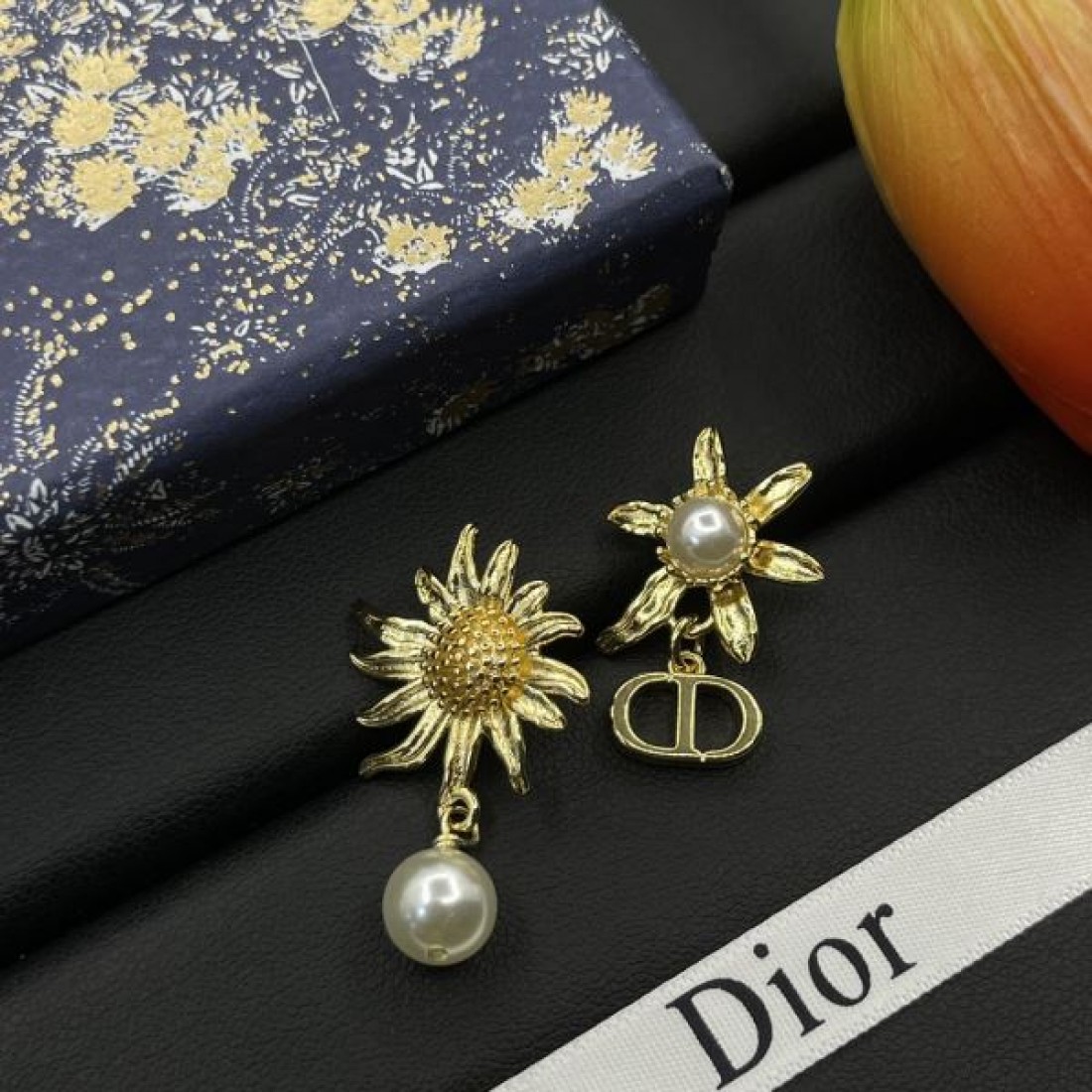 ディオール コピー イヤリング ロゴ 大活躍間違いなしの新着 DIOR