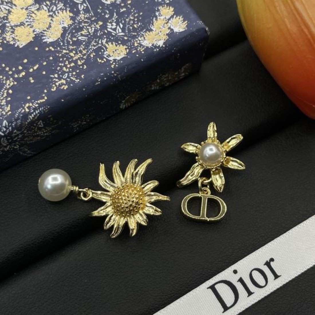 ディオール コピー イヤリング ロゴ 大活躍間違いなしの新着 DIOR