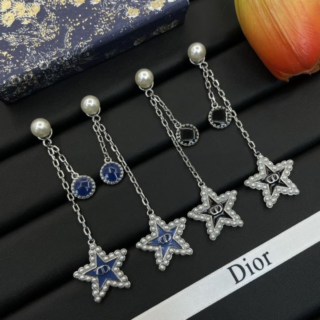 ディオール コピー イヤリング ロゴ 今年らしい優秀アイテム DIOR