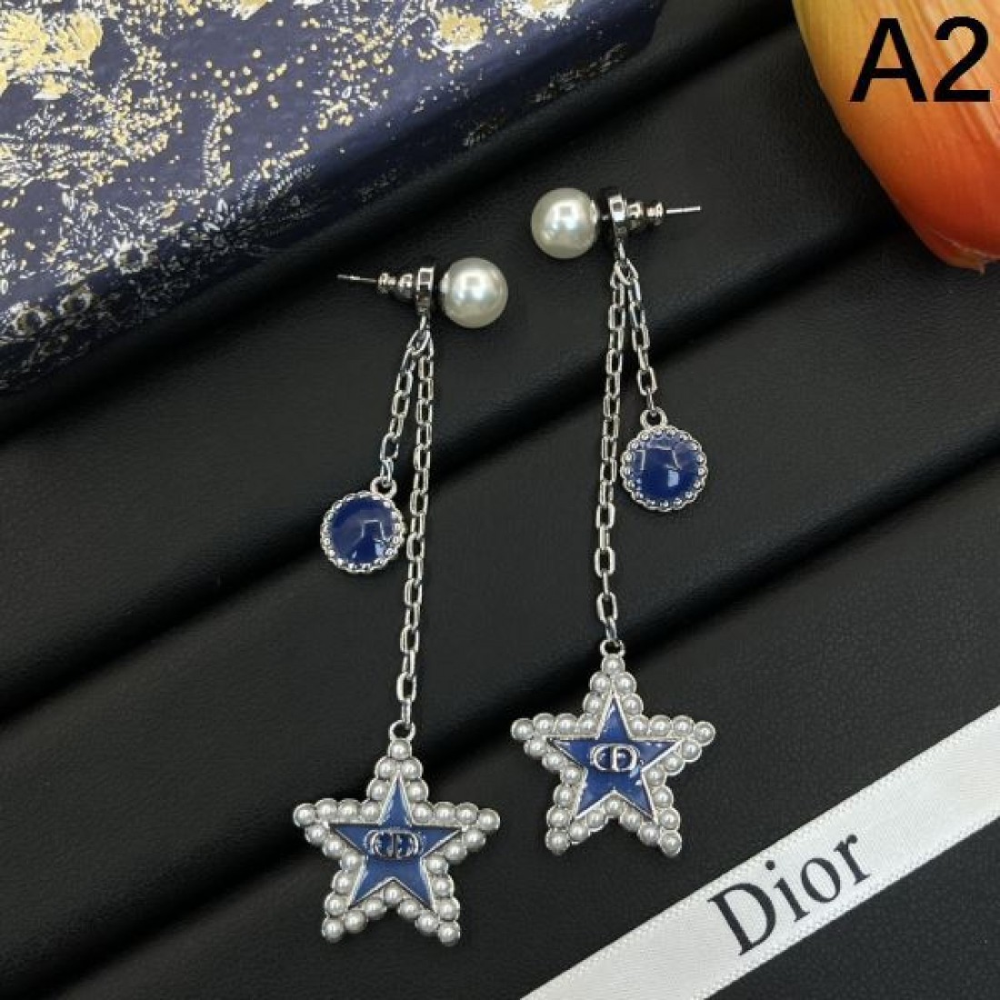 ディオール コピー イヤリング ロゴ 今年らしい優秀アイテム DIOR