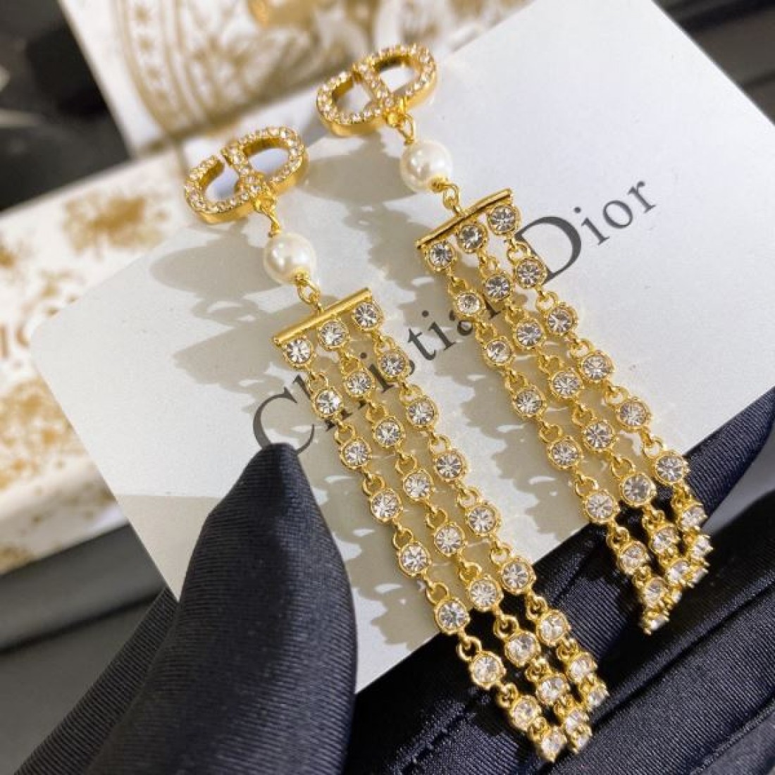 DIOR コピー イヤリング ロゴ 今季も引き続きブランド ディオール