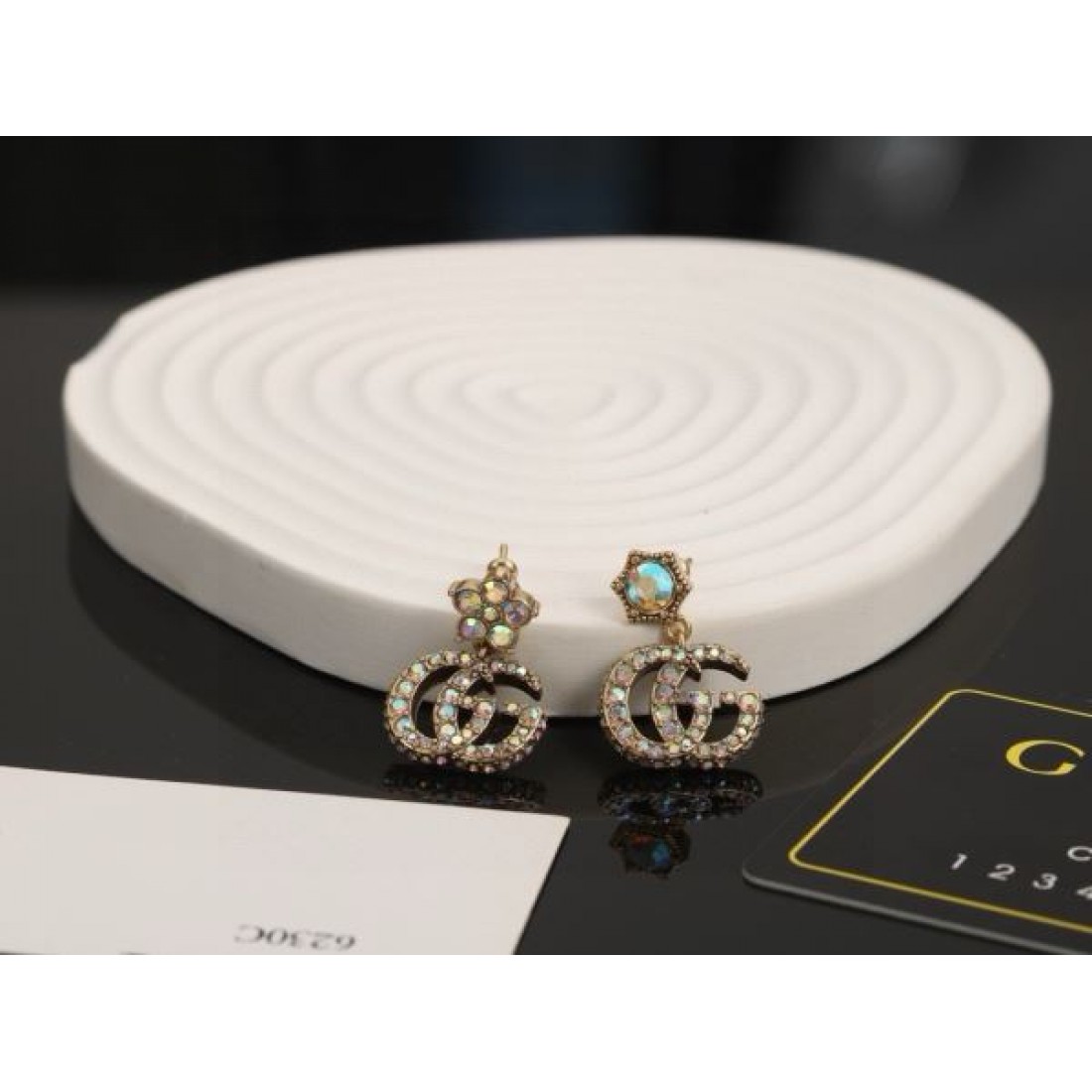 GUCCI コピー イヤリング ロゴ 気分が上がる憧れブランド グッチ