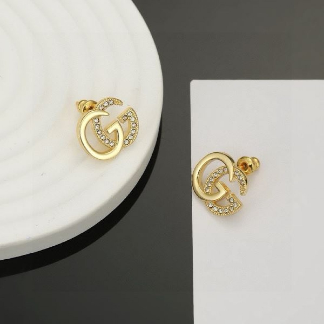 GUCCI コピー イヤリング ロゴ １点限り！VIP顧客セール グッチ