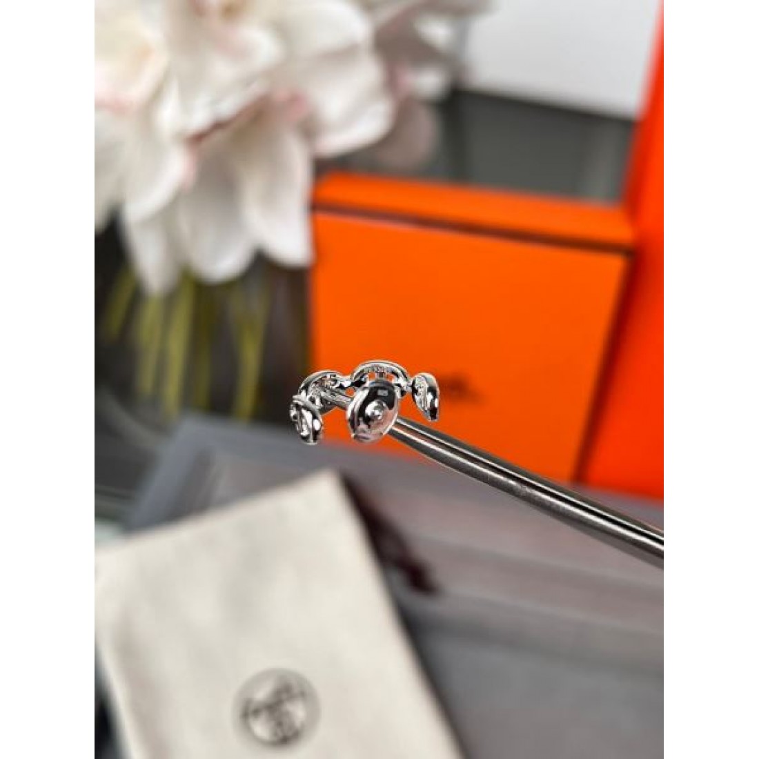 HERMES コピー イヤリング ロゴ 今シーズンも人気ブランド エルメス