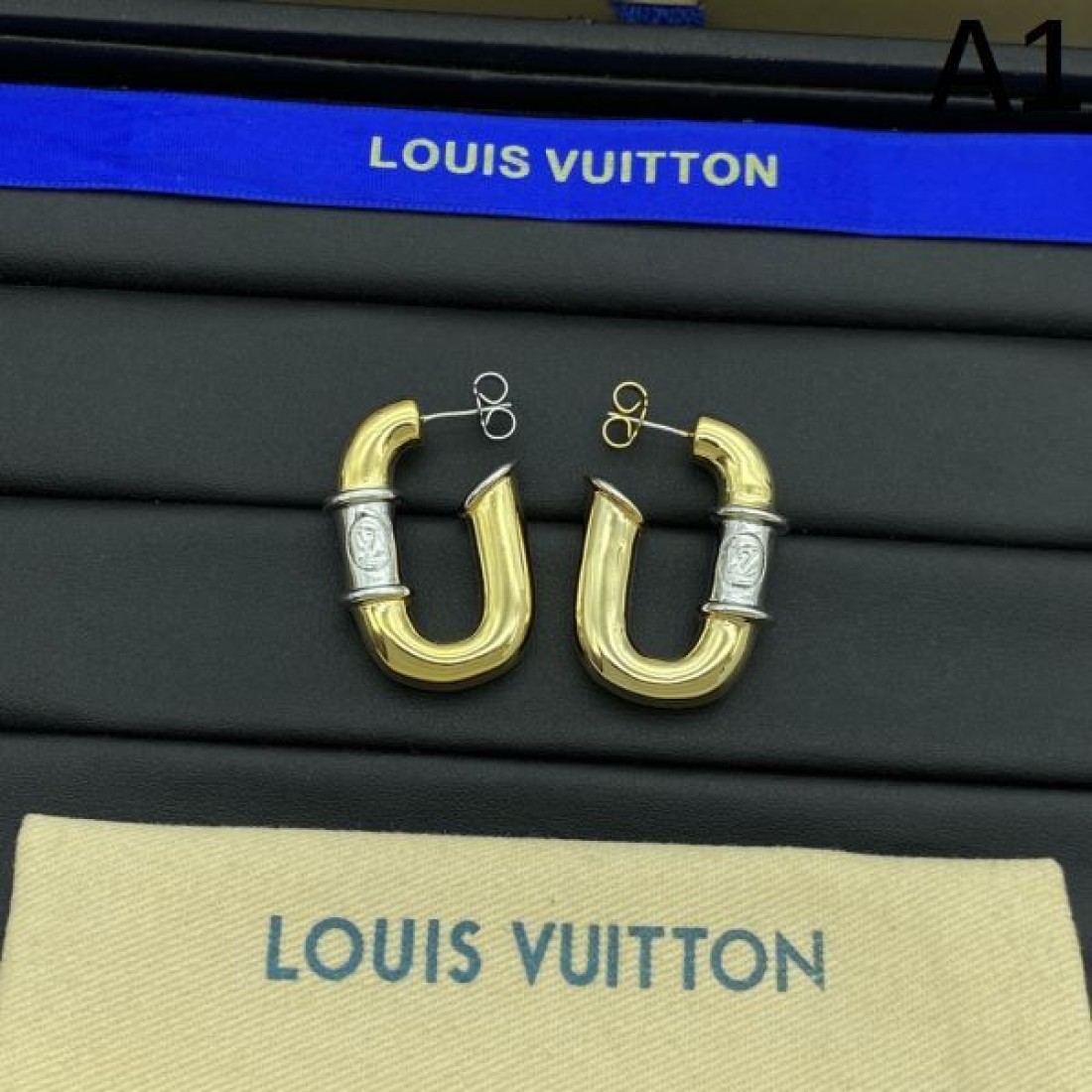 ルイヴィトン コピー イヤリング ロゴ 非常に人気が高い LOUIS VUITTON