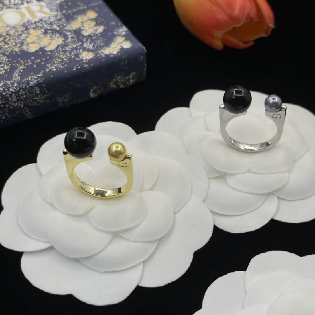 DIOR コピー リング ロゴ いつも年末には完売しちゃう ディオール