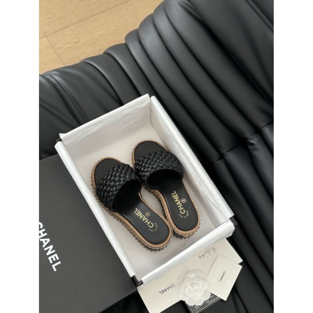 ロングシーズン活躍 CHANEL スーパーコピー レディースサンダル 洗練された雰囲気